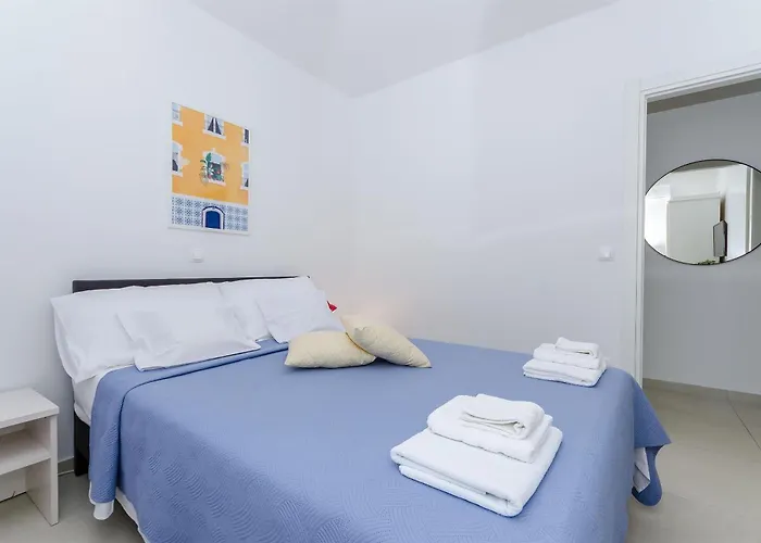 Pleasures Apartment *