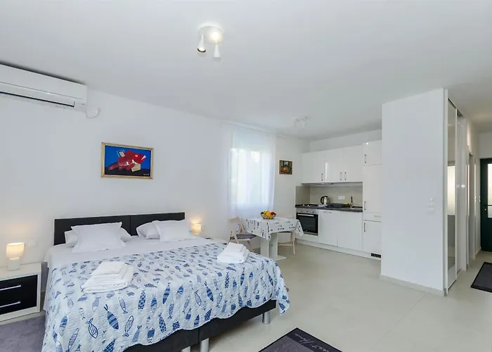 Apartment Pleasures Vrboska