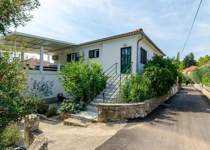 Pleasures Apartment Vrboska